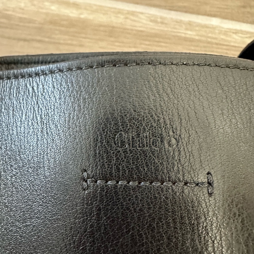 Chloe Black Leather Tote Bag - Picture 2 of 9